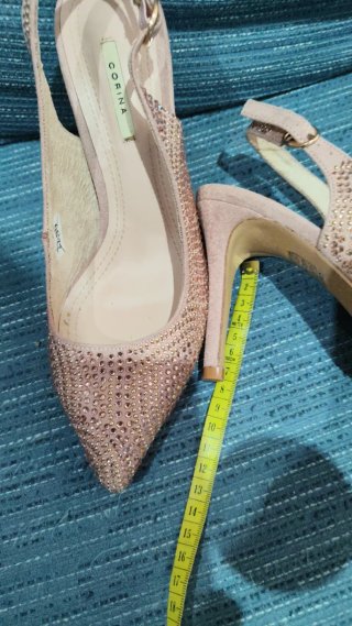 Zapatos CORINA tacón adornados rosa/dorado