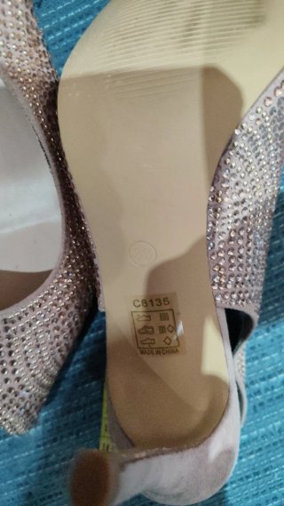 Zapatos CORINA tacón adornados rosa/dorado