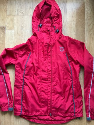 Cortavientos chubasquero rojo Talla S