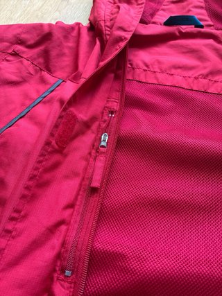Cortavientos chubasquero rojo Talla S