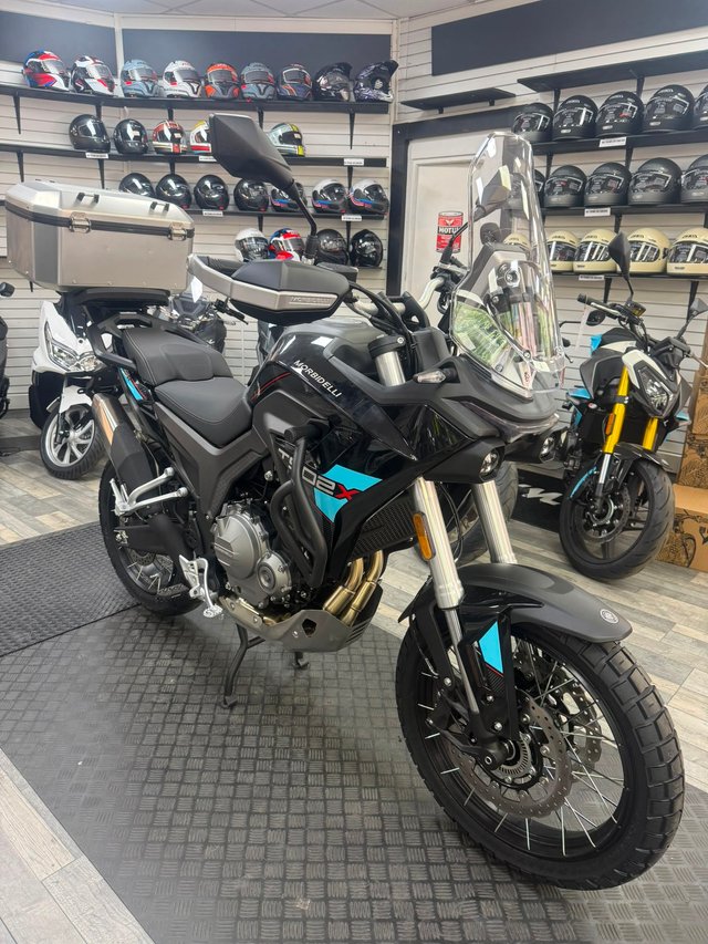 Morbidelli T502X Negra - ¡Promoción!