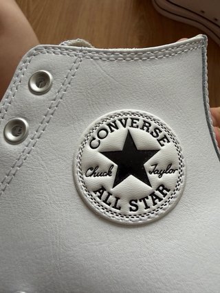 Converse Chuck Taylor Lift Piel Blanca