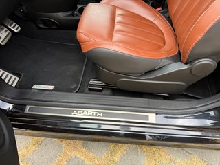 ABARTH 595 TURISMO CABRIO 1.4 T-JET 165 CV AUTOMÁT