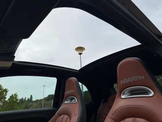 ABARTH 595 TURISMO CABRIO 1.4 T-JET 165 CV AUTOMÁT