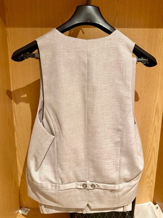 Traje JVZ Beige Talla M Chaleco Incluido