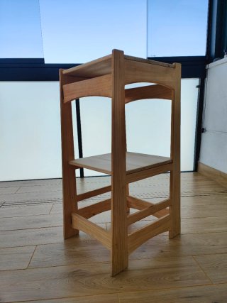 Torre di apprendimento Montessori in legno