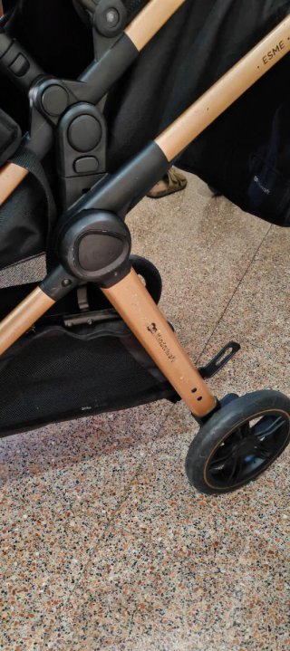 Carrito Bebé Kinderkraft Negro y Dorado