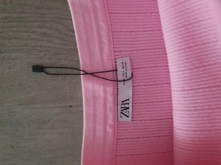 Zara minifalda rosa