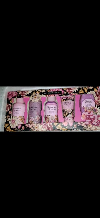 Set Regalo Blossom Flowers Bath & Body Works