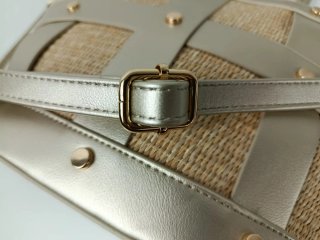 Capazo Rafia Beige y Plateado