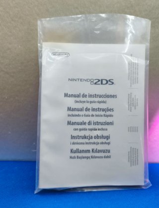 SOLO CAJA CONSOLA 2DS NEW SUPER MARIO BROS 2