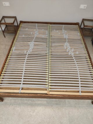 Cama 160x200 con cabecero y mesitas