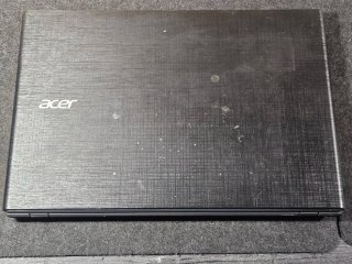 Acer E5-573G-32PK Portátil