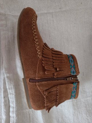 Botines flecos ante marrón talla 36