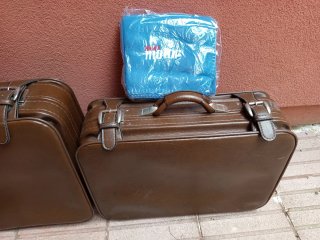 Maletas de cuero vintage marrones