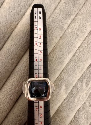 Anillo Uno de 50 baño plata cristal azul