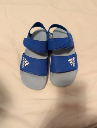 Sandalias Adidas niño T32
