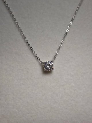 Collana punto luce diamante moissanite 0.8 ct