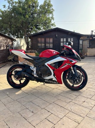 Suzuki GSXR600 K6