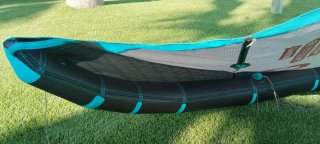 Cometa Kitesurf Duotone Evo SLS 10m