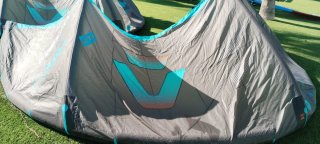 Cometa Kitesurf Duotone Evo SLS 10m