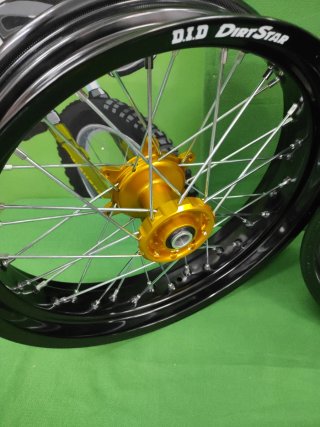 Kit Llantas Supermotard D.I.D.  Yamaha YZ/YZF