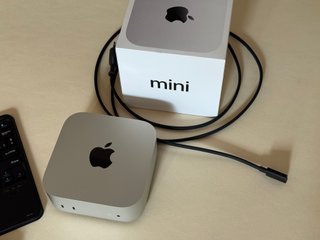 Mac Mini 4 Apple Argento/Bianco