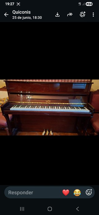 Piano Vertical Acústico Lauper