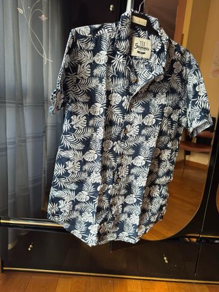 Camisas chico S estampadas