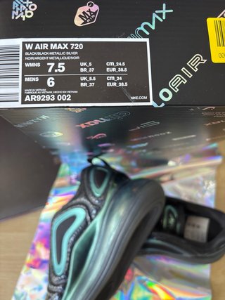 Nike Air Max 720 Zapatillas Negras y Verdes