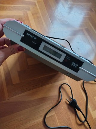 Reproductor DVD ARTECH