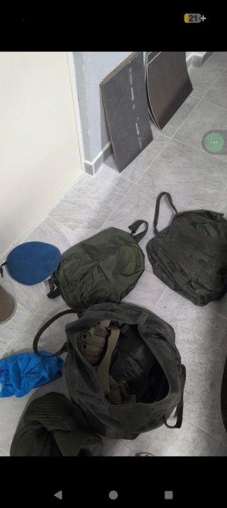 Set di articoli militari