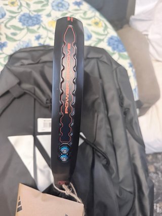 Pala de pádel Adidas Metalbone 2026