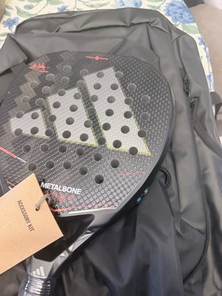 Pala de pádel Adidas Metalbone 2026