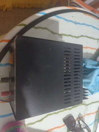 Fuente de Alimentación Grelco 12-15A Ajustable