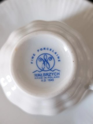 Elegante Juego 6 tazas de alta porcelana con plato