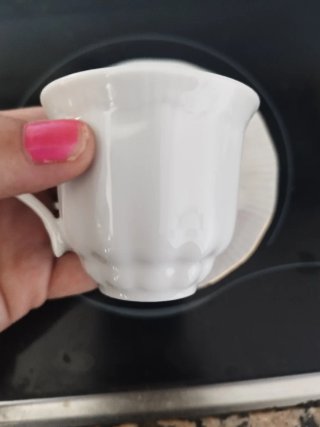 Elegante Juego 6 tazas de alta porcelana con plato