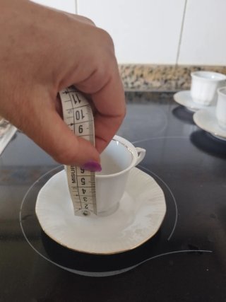 Elegante Juego 6 tazas de alta porcelana con plato