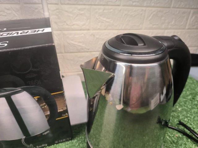 Hervidor Eléctrico Spark 1.8L Acero Inox 1500W
