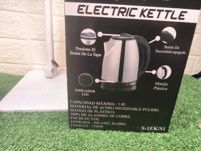Hervidor Eléctrico Spark 1.8L Acero Inox 1500W
