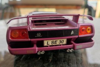 Lamborghini  30 Aniversario  1/18