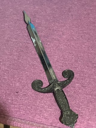 Abrecartas Espada