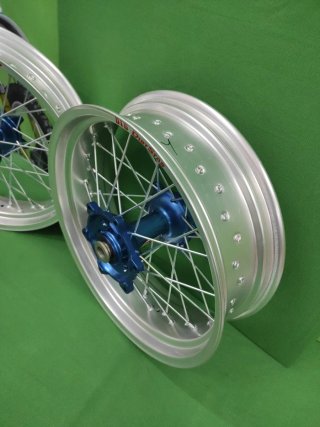 Kit llantas Supermotard D.I.D. Yamaha YZ/YZF