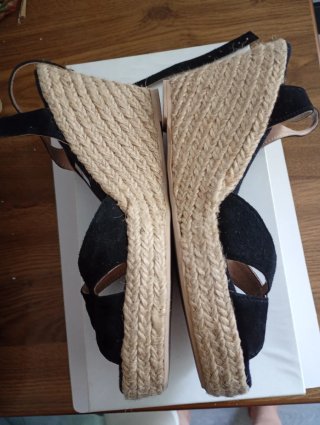 Sandalias negras talla 40 poco usadas