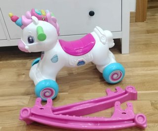 Correpasillos/Balancín Unicornio Clementoni