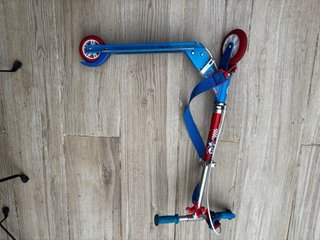 Patinete Oxelo azul hasta 6 años