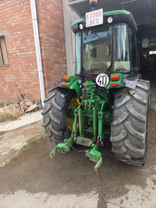 Tractor John Deere 5515F