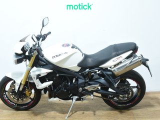 TRIUMPH STREET TRIPLE (A)