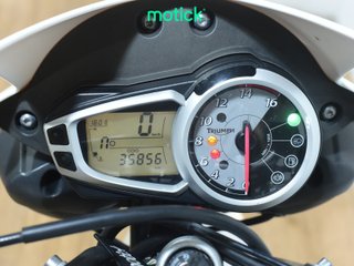 TRIUMPH STREET TRIPLE (A)
