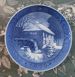 8 piatti porcellana Royal Copenaghen serie Natale